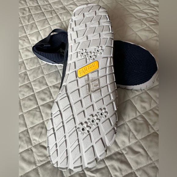 🍉Men’s Water Shoes Norti V 8 Navy NWT size 9 - Picture 3 of 7
